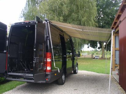 die Markise ist schon mal dran